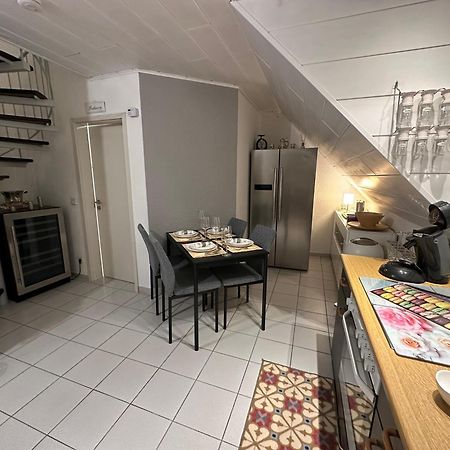 Zentrale Maisonette Mit Buero & Parkplatz Griesheim  Ngoại thất bức ảnh
